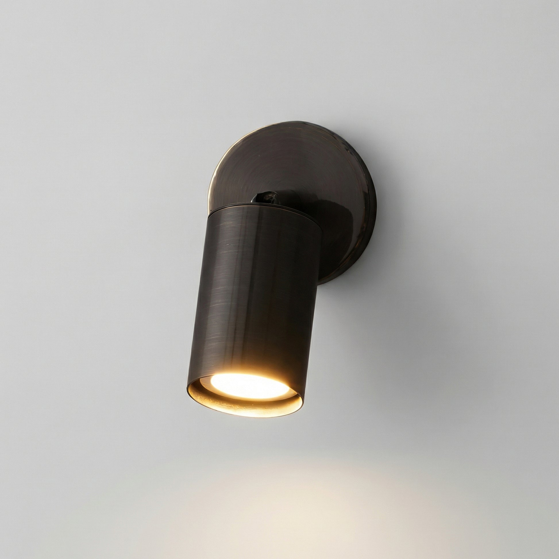 Minimalist Cylindrical Wall Sconce -  NoirLume