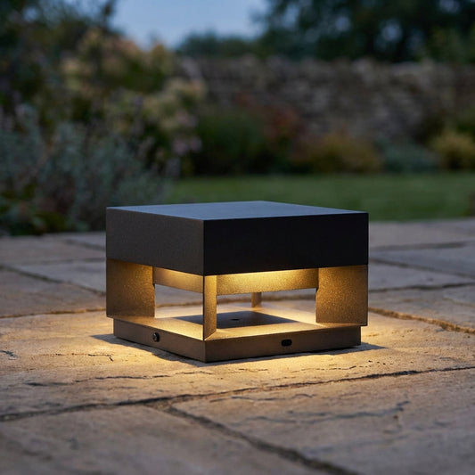 Minimalist Square Outdoor Light - LumaBloc