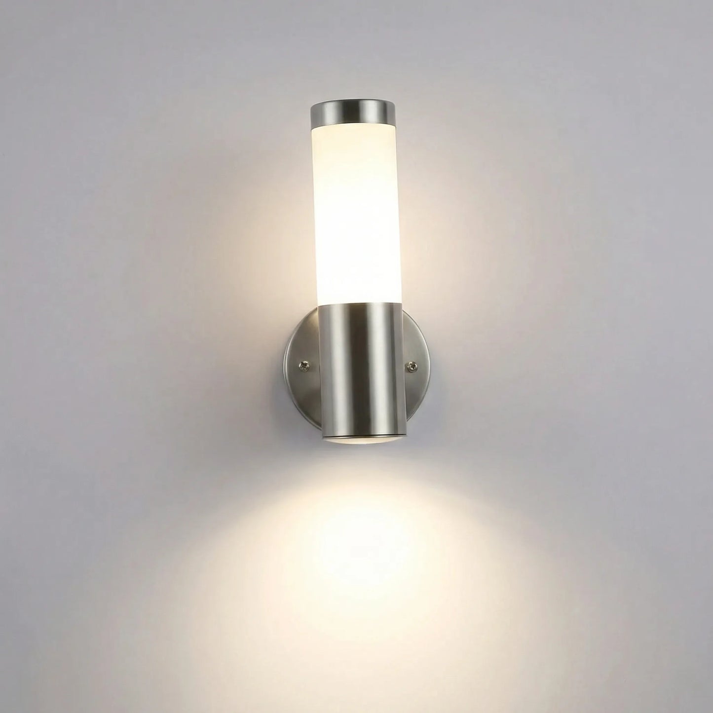 Modern Outdoor Wall Sconce - Aurenox