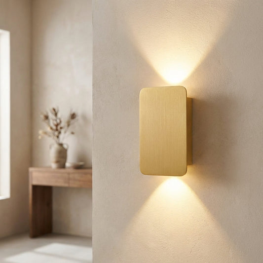 Sleek Rectangular Wall Sconce - Scandara